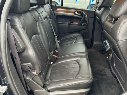 Used 2011 Buick Enclave CXL image 13