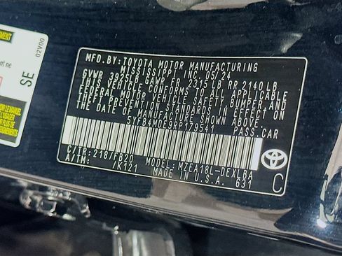 Certified 2024 Toyota Corolla LE FWD image 31