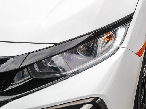 Used 2021 Honda Civic Sport image 5