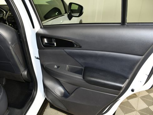 Used 2024 Mitsubishi Eclipse Cross SE image 41