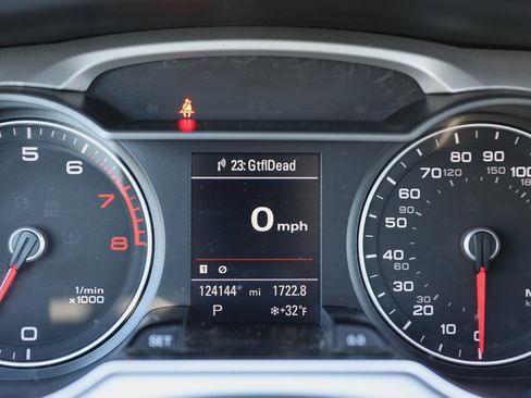 Used 2016 Audi A4 2.0T Premium Plus w/ Technology Package image 41