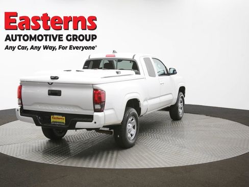 Used 2022 Toyota Tacoma SR w/ SR Convenience Package image 39