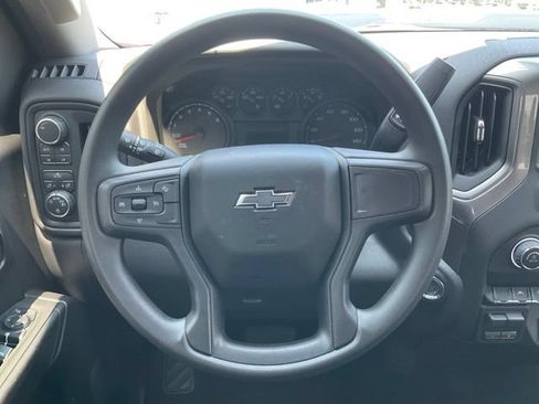 Used 2024 Chevrolet Silverado 1500 Custom Trail Boss w/ Turbomax Blackout Package AWD/4WD image 3