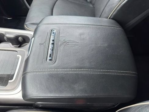 Used 2017 RAM 1500 Limited AWD/4WD image 24