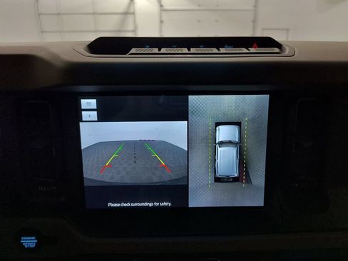 Used 2023 Ford Bronco Wildtrak AWD/4WD image 25