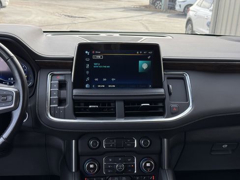 Used 2022 Chevrolet Suburban Premier image 14