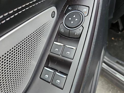 Used 2020 Ford Explorer ST w/ Premium Technology Package image 17