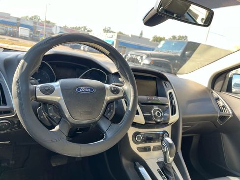 Used 2012 Ford Focus Titanium image 14