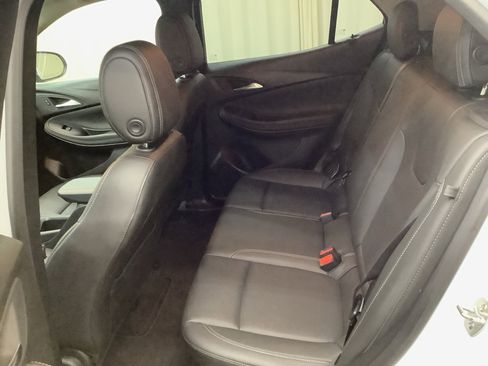 Used 2024 Buick Encore GX Sport Touring image 26