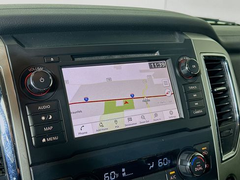 Used 2019 Nissan Titan SV w/ SV Convenience Package image 22