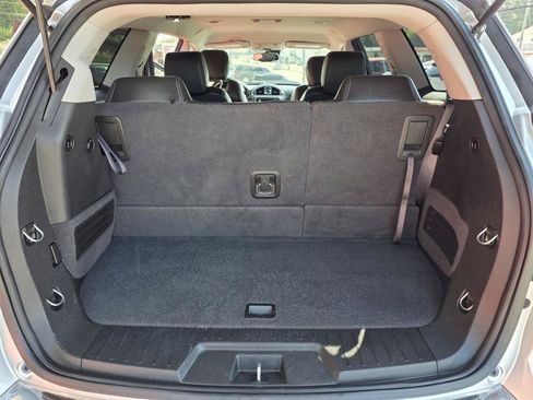 Used 2015 Buick Enclave Leather FWD image 19