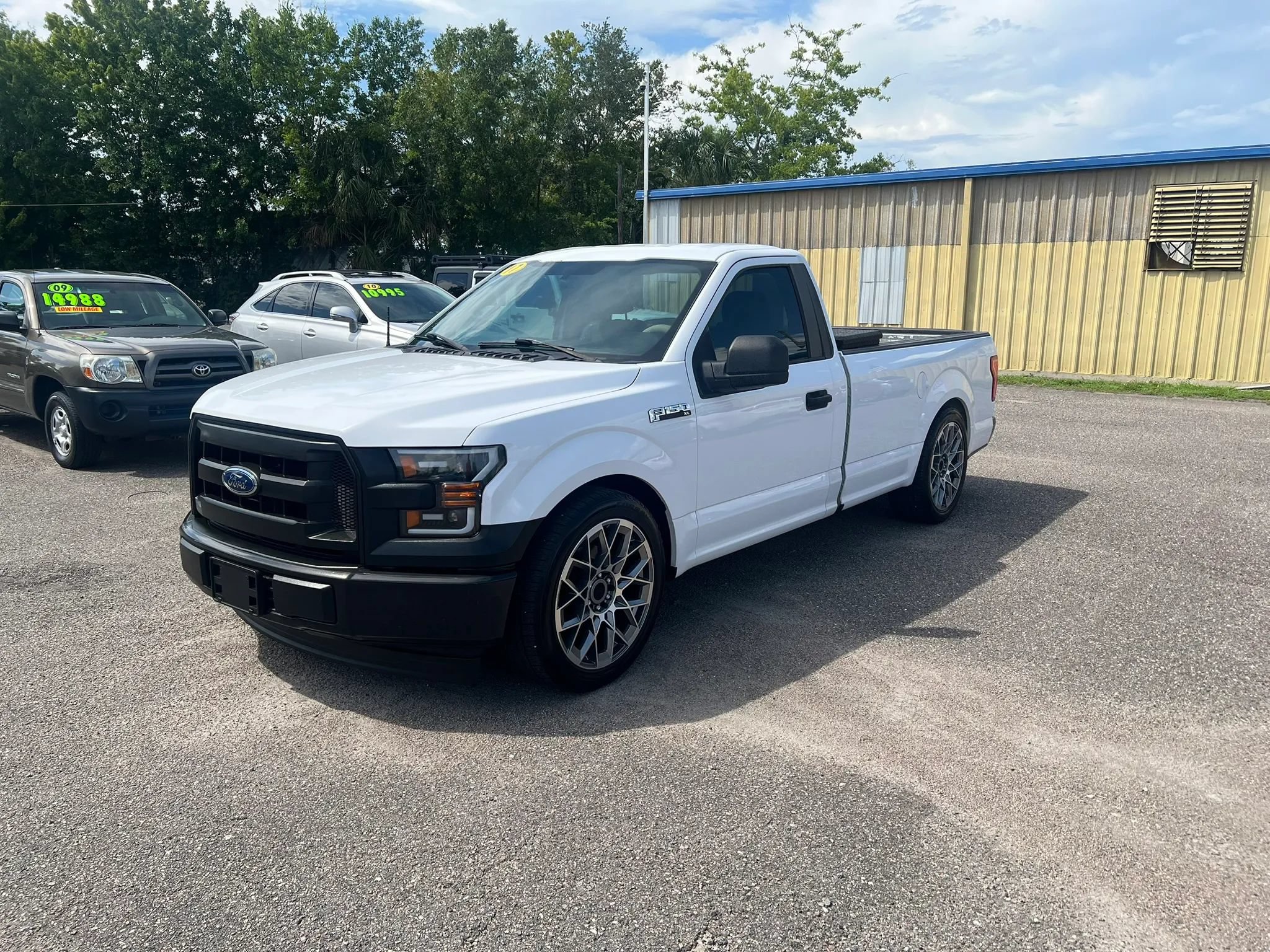 Used 2017 Ford F150 XL RWD image 2