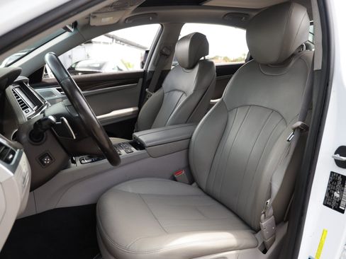 Used 2018 Genesis G80 3.8 w/ Option Group 02 AWD/4WD image 10