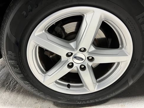 Used 2018 Ford Explorer XLT w/ Equipment Group 202A image 45