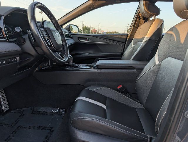Used 2025 Toyota Camry SE FWD image 26