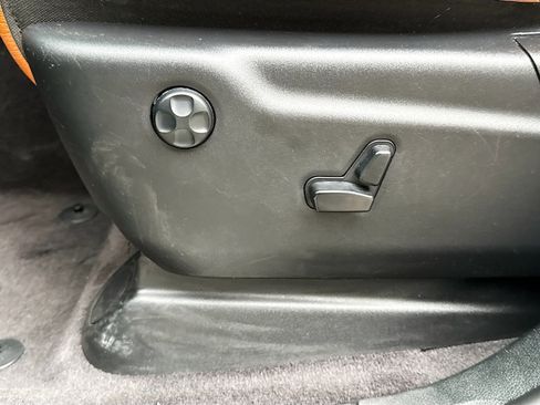 Used 2018 Dodge Durango SRT w/ Technology Group image 20