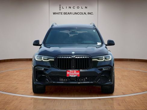 Used 2020 BMW X7 xDrive40i w/ M Sport Package AWD/4WD image 2