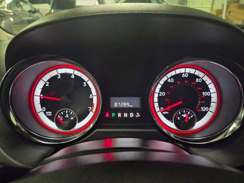 Used 2014 Dodge Grand Caravan SE w/ Quick Order Package 29E SE image 18