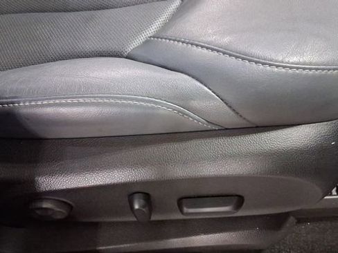 Used 2019 Buick Envision Essence image 20