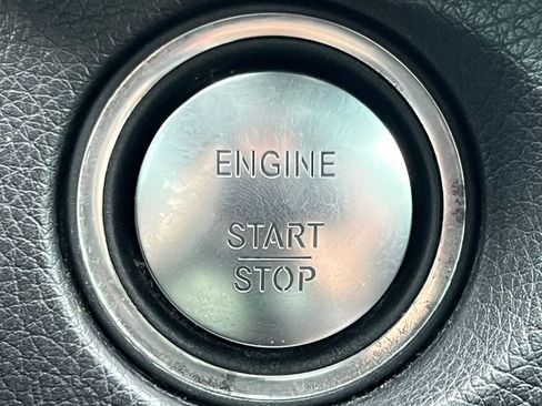 Certified 2016 Mercedes-Benz E 350 4MATIC Sedan image 35