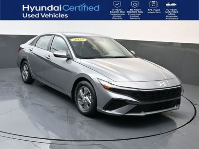 Certified 2025 Hyundai Elantra SE
