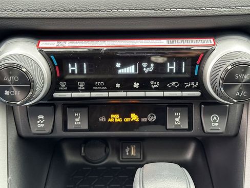 New 2025 Toyota RAV4 XLE image 33