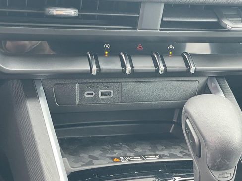 Certified 2025 Chevrolet Colorado Trail Boss image 23