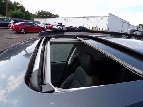 Certified 2025 Subaru Crosstrek 2.5i Limited image 5