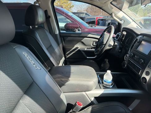 Used 2017 Nissan Titan PRO-4X image 2