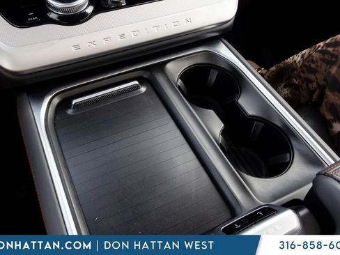 Used 2025 Ford Expedition Max Active AWD/4WD image 10