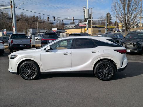 Used 2024 Lexus RX 350 Premium image 6
