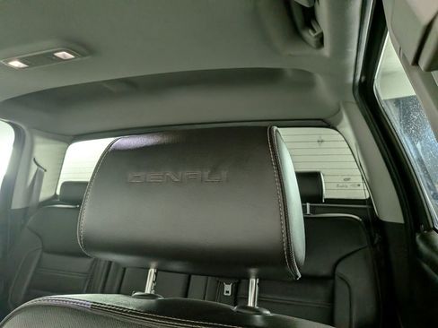 Used 2018 GMC Sierra 3500 Denali w/ Duramax Plus Package image 18