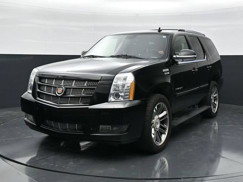 Used 2012 Cadillac Escalade Premium AWD/4WD image 5