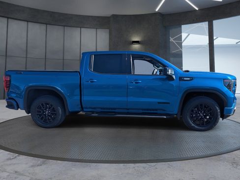 Used 2023 GMC Sierra 1500 Elevation w/ Elevation Premium Package image 7