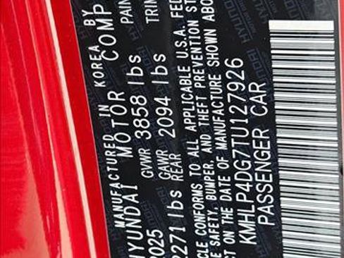 New 2026 Hyundai Elantra Limited image 17