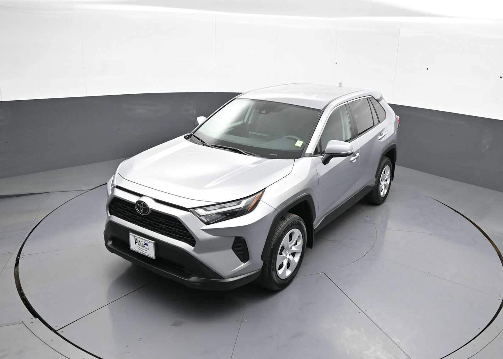 Certified 2023 Toyota RAV4 LE AWD/4WD image 32