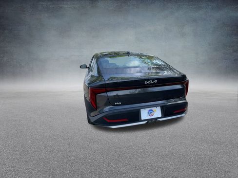 Used 2025 Kia K4 LX image 21