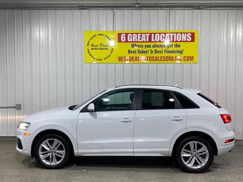 Used 2017 Audi Q3 2.0T Premium image 2