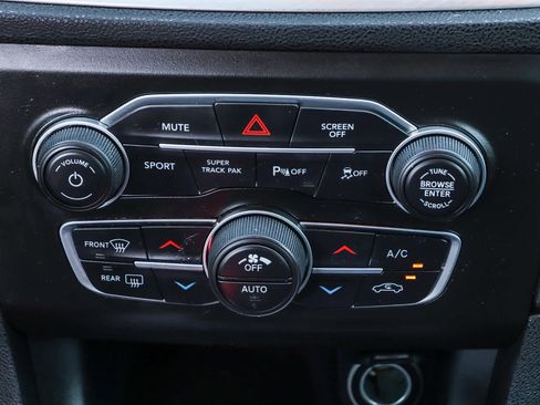 Used 2021 Dodge Charger R/T image 17