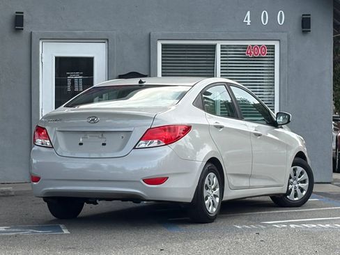 Used 2016 Hyundai Accent SE w/ Option Group 02 FWD image 5