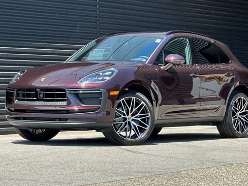 New 2026 Porsche Macan AWD/4WD image 1