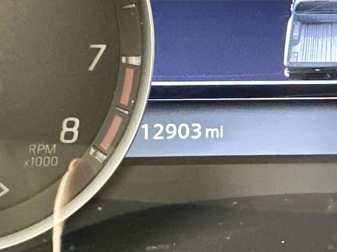 Used 2024 Nissan Frontier SV w/ SV Convenience Package image 18