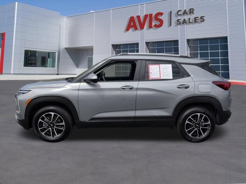 Used 2025 Chevrolet TrailBlazer LT AWD/4WD image 10