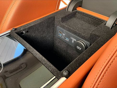Used 2018 Jaguar XE Portfolio RWD image 32