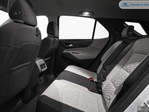 Used 2020 Chevrolet Equinox LT w/ Driver Convenience Package AWD/4WD image 12