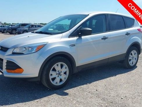 Used 2016 Ford Escape S FWD image 1
