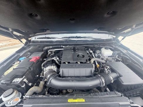 Certified 2024 Nissan Frontier SV image 37