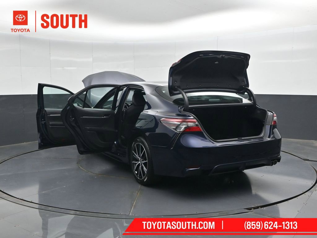 Used 2021 Toyota Camry SE FWD image 53
