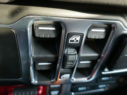 New 2026 Jeep Wrangler Unlimited Rubicon image 18