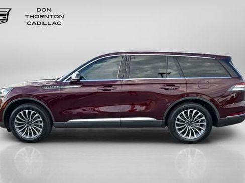 Used 2022 Lincoln Aviator AWD w/ Premium Package image 2